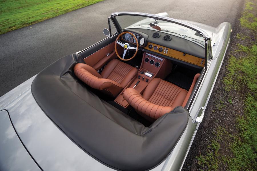  Ferrari 365 GTS 1969 года  (фото 16 из 18)